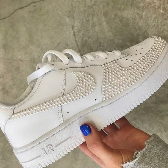 white pearl air force 1